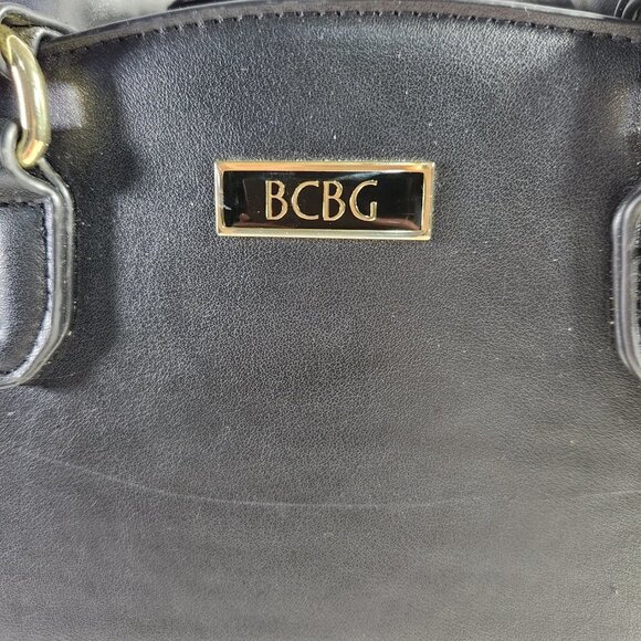 BCBG Purse Shoulder Bag Black with Golden Colour Hardware Polyvinyl Larg… - Picture 12 of 16